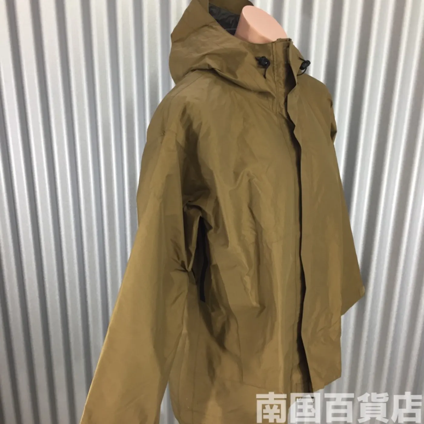 BEYOND ゴアテックスパーカー Mサイズ 新品 記録写真3
