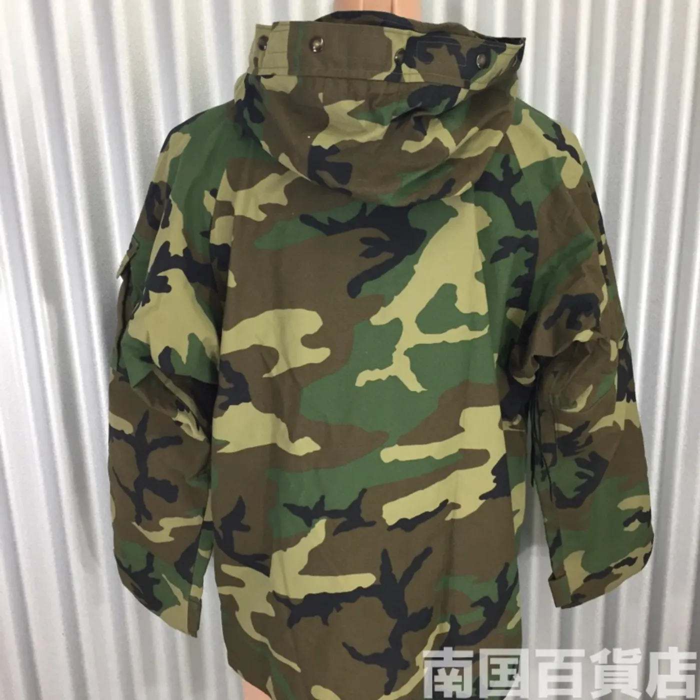 ゴアテックスパーカー M-R 中古良品 記録写真3