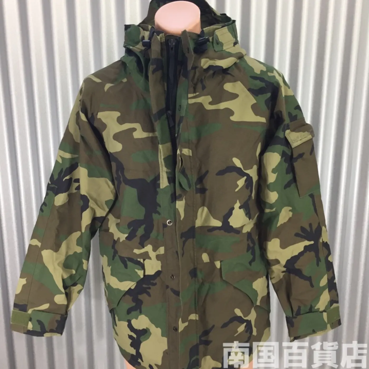 ゴアテックスパーカー M-R 中古良品 記録写真1