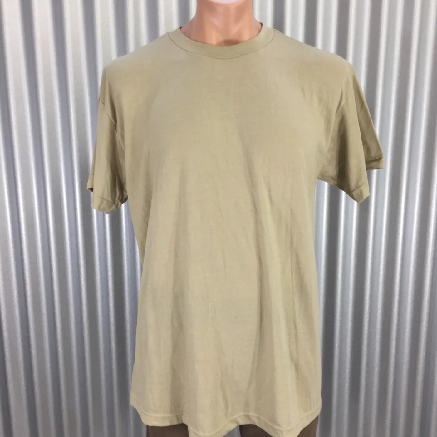 中古 Tシャツ XLサイズ ジャンク品 記録写真1