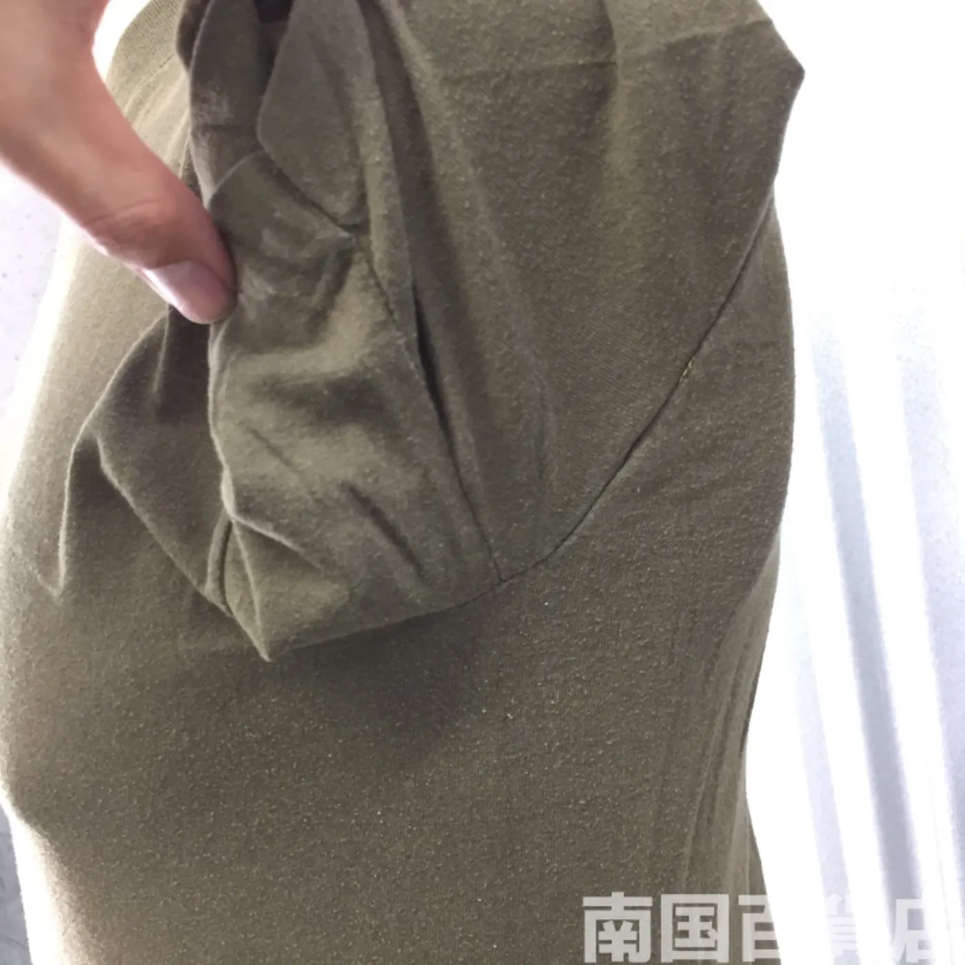 米軍放出品Tシャツ(OD)中古(サイズ不明) 記録写真8