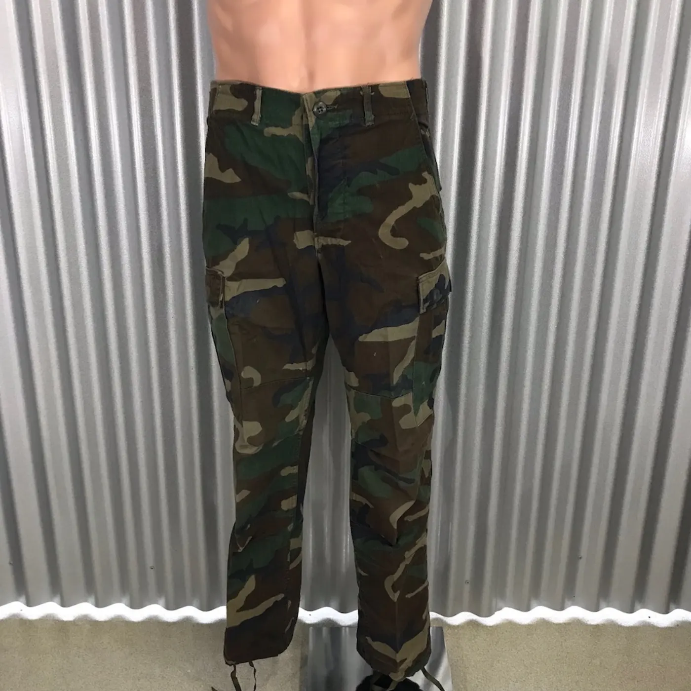 ウッドランド 迷彩 パンツ SRサイズ 中古品 記録写真1