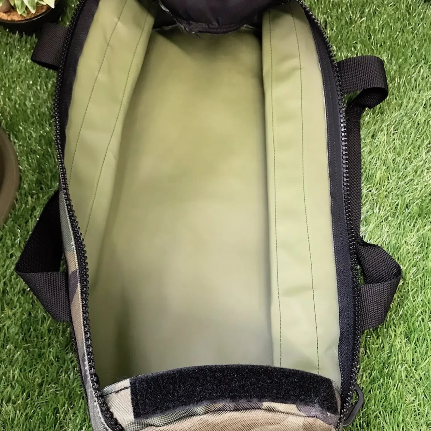迷彩バッグ 中古品 記録写真3