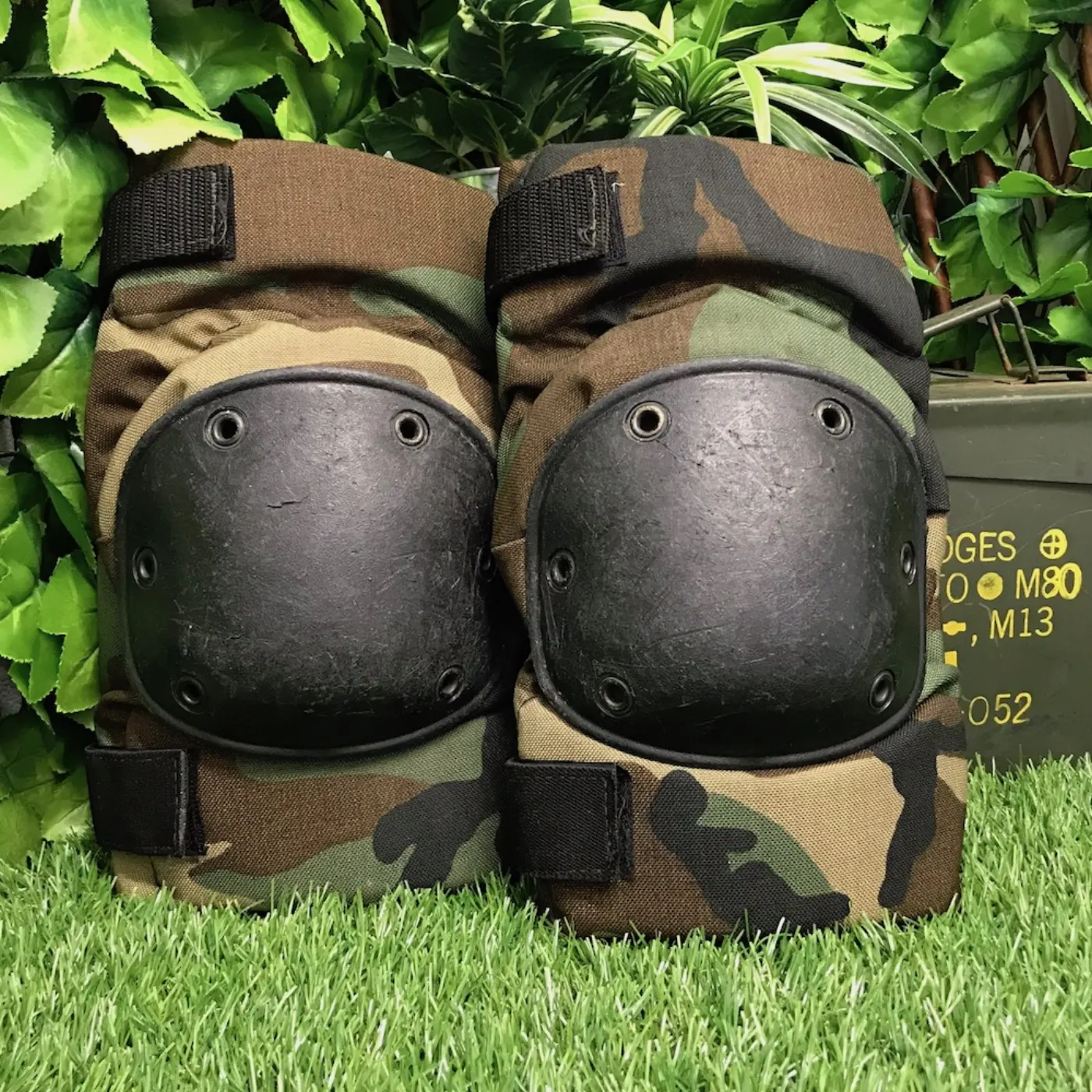 カモフラージュ ニーパット Sサイズ 中古品 記録写真1