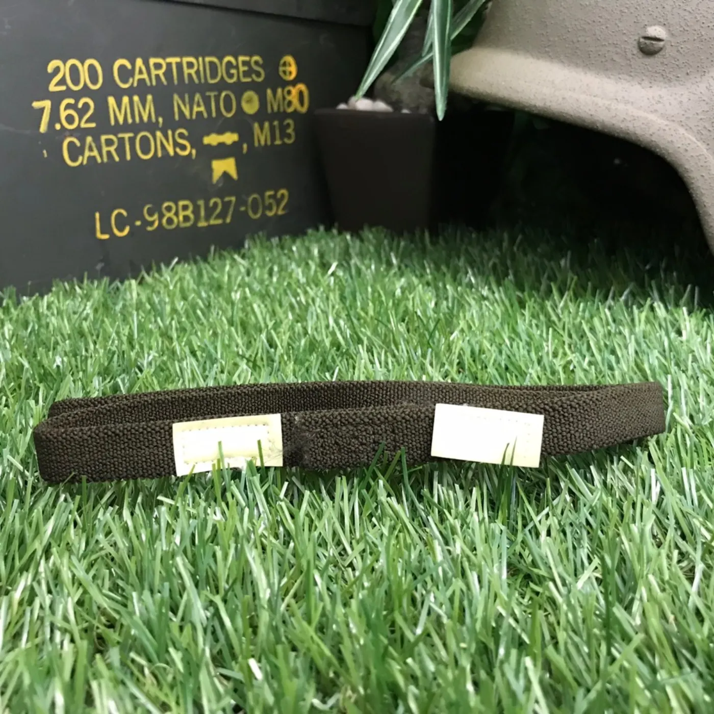 キャッツアイ ヘルメットバンド 未使用品 記録写真1