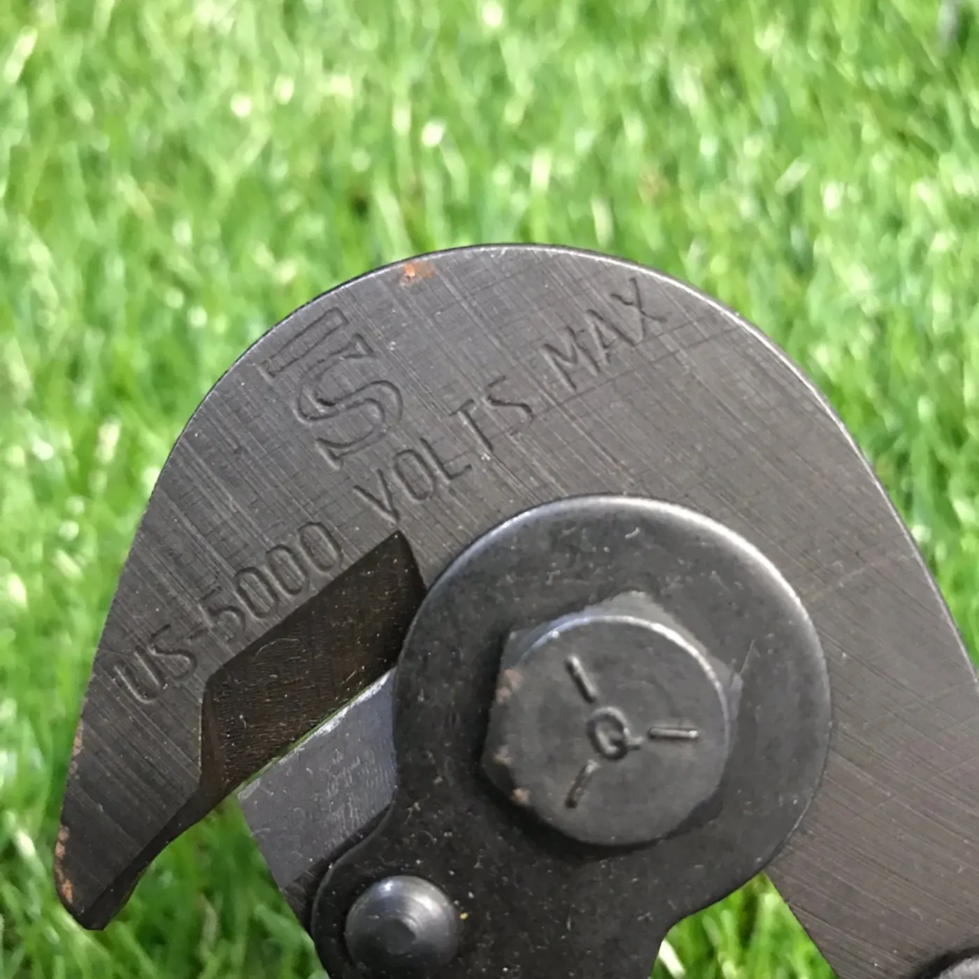 US-5000 VOLTS MAX ミリタリーワイヤーカッター 中古良品 記録写真3