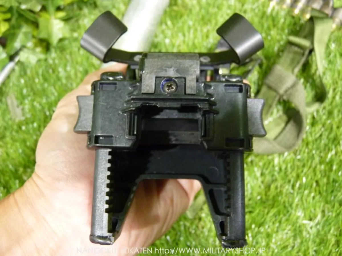 PVS-7 ナイトビジョン用ヘルメットマウント 新品 記録写真4