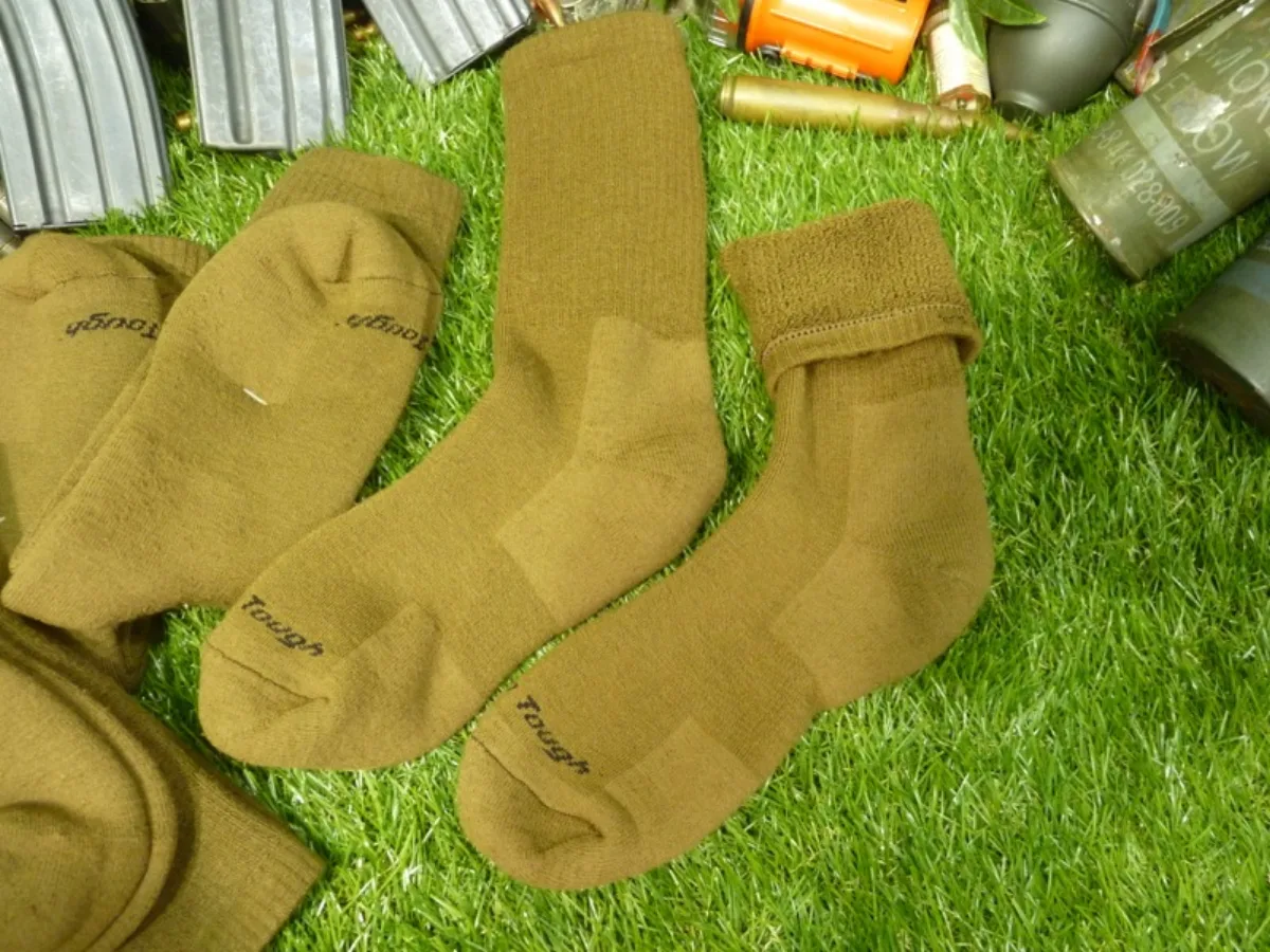 海兵隊愛用の厚手の靴下 コヨーテ (S) 新品 記録写真1