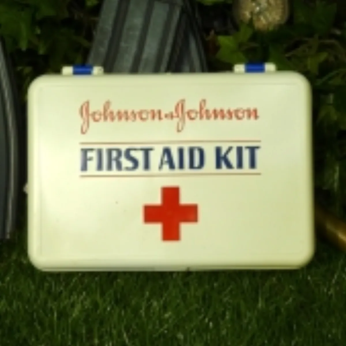 FIRST AID KIT 白青 プラケース 記録写真2