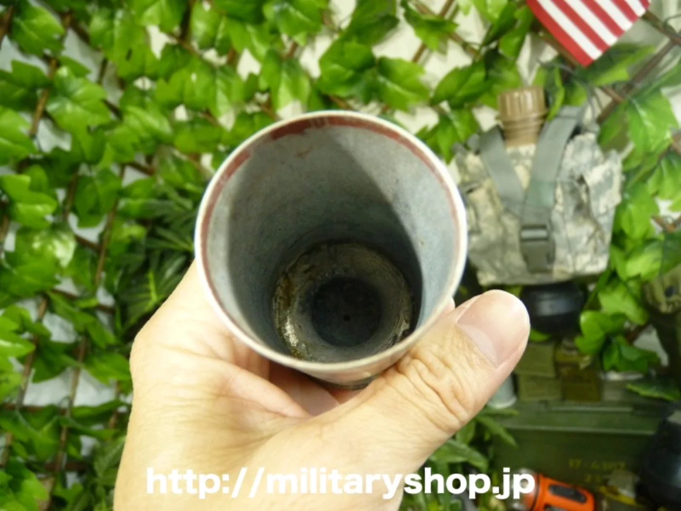 信号弾の薬莢 40mm 煙段黒 防衛省 記録写真3