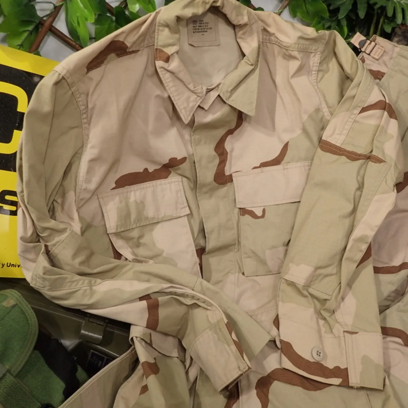 3Cデザート迷彩 戦闘服上下セット S-S 新品同様 記録写真2