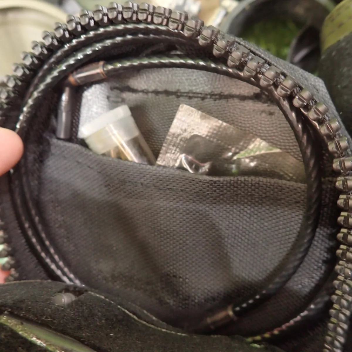 銃のクリーニンッグキット 中古 黒 記録写真5