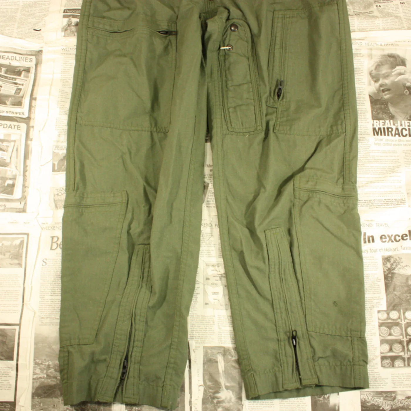 米軍 CWU-27/P フライトスーツ セージグリーン 40R 記録写真2