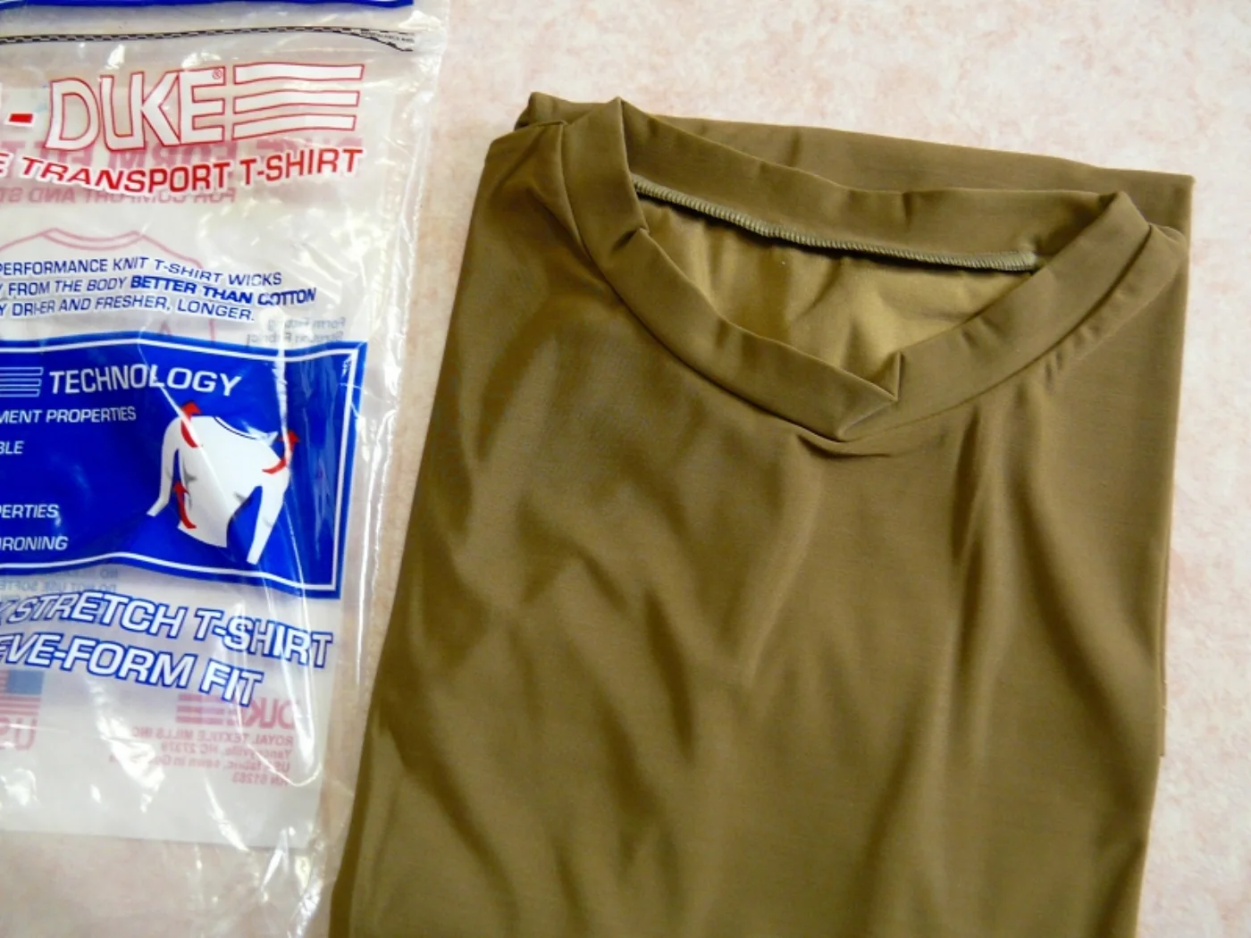 米軍実物 DRI-DUKE 長袖アンダーシャツ コヨーテ 新品 記録写真4