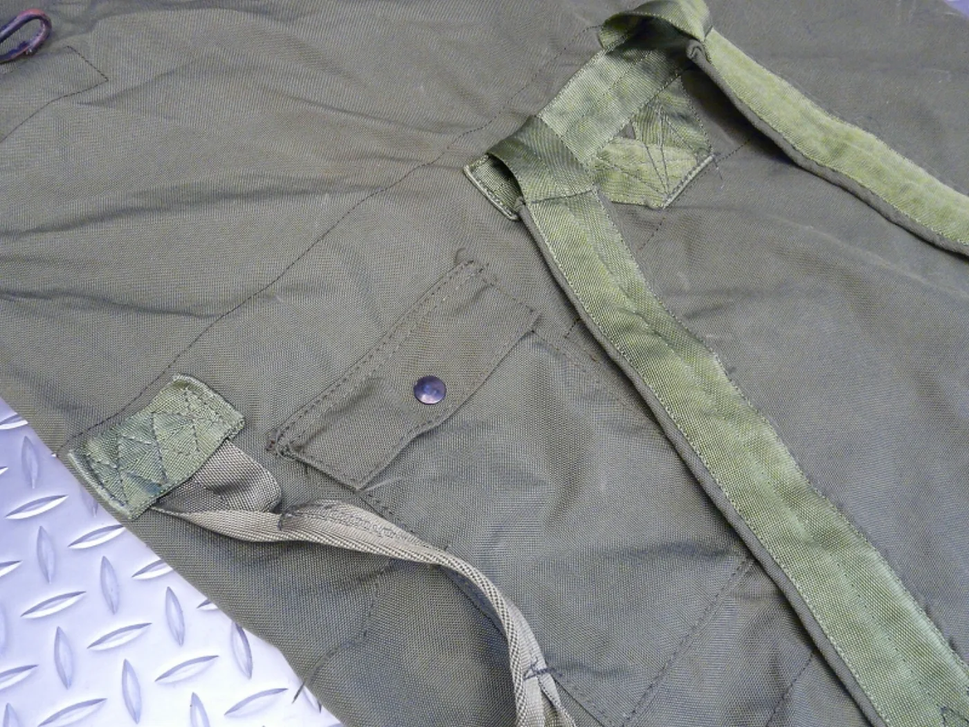 USMC ダッフルバッグ ナイロン製 2WAYショルダー 実物放出品 記録写真4