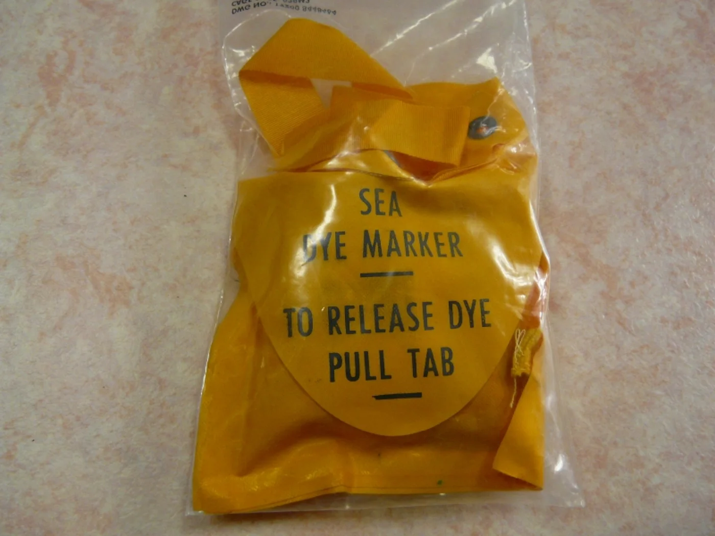 ミリタリーショップ 南国百貨店.COM|沖縄 SEA DYE MARKER シーマーカー [Q-700] - SEA D 記録写真2