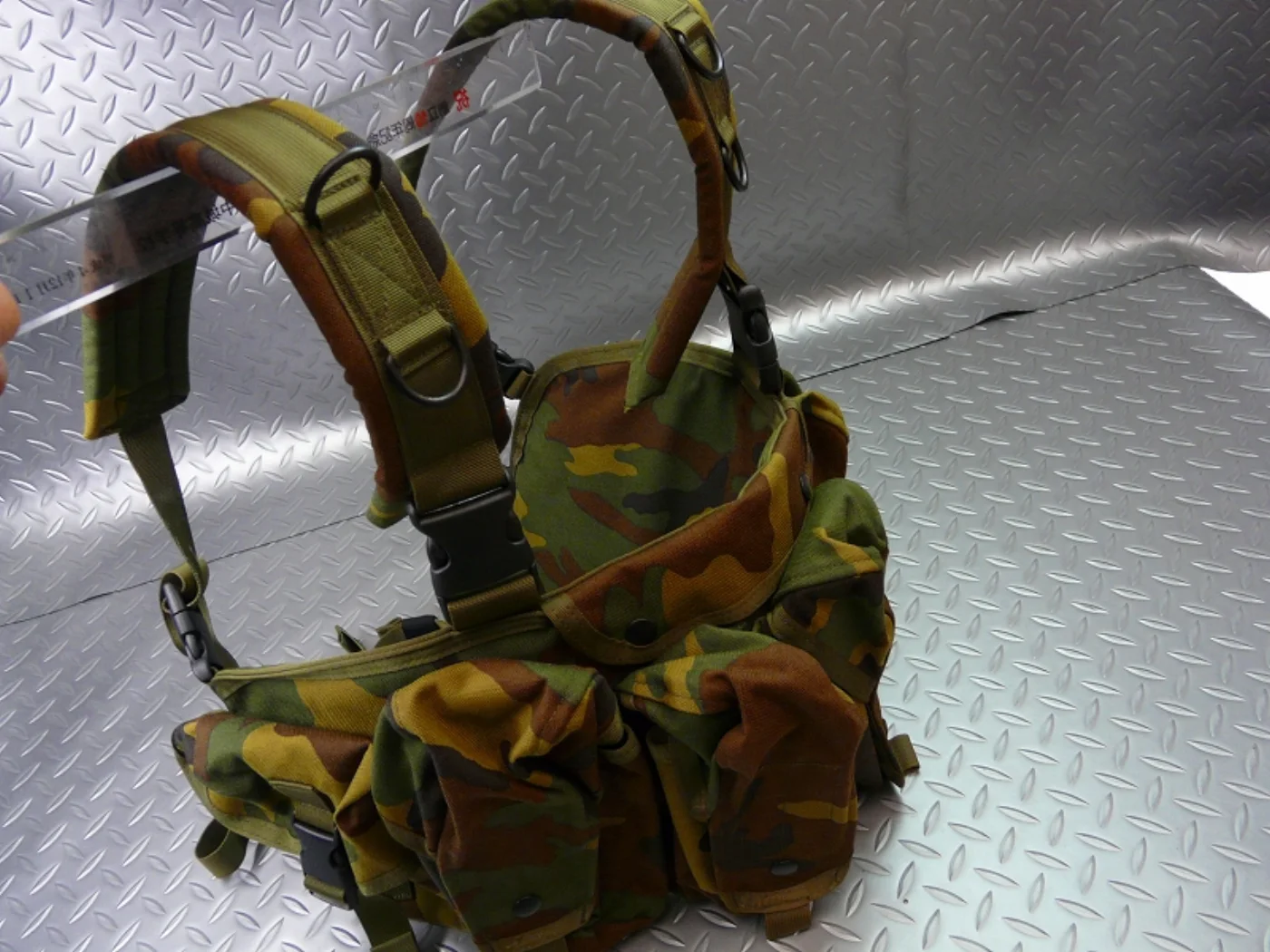 BLACKHAWK! タクティカルベスト ウッドランド迷彩 記録写真5