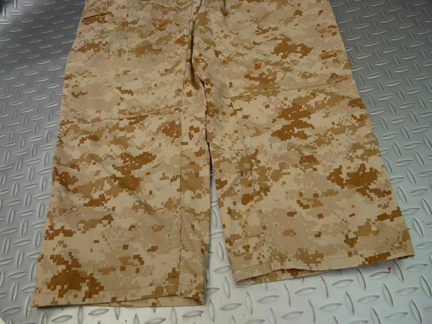 USMC MARPAT デザート デジタル迷彩パンツ 記録写真2