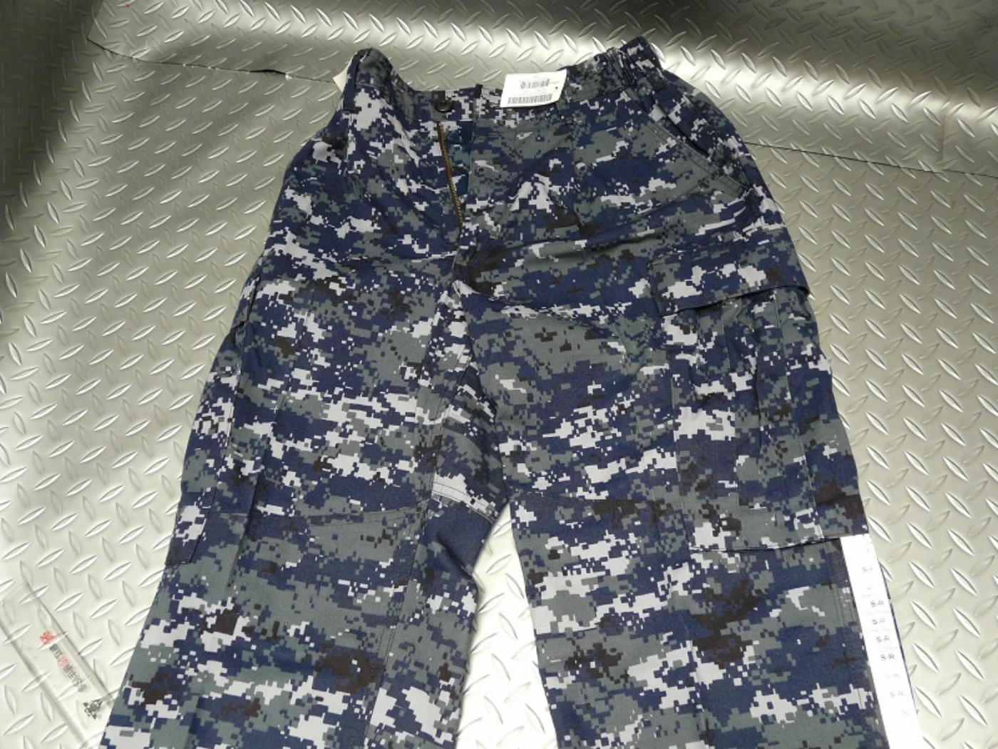 新型 U.S.NAVY NWU迷彩服 上下セット(パンツ+ジャケット) 記録写真7