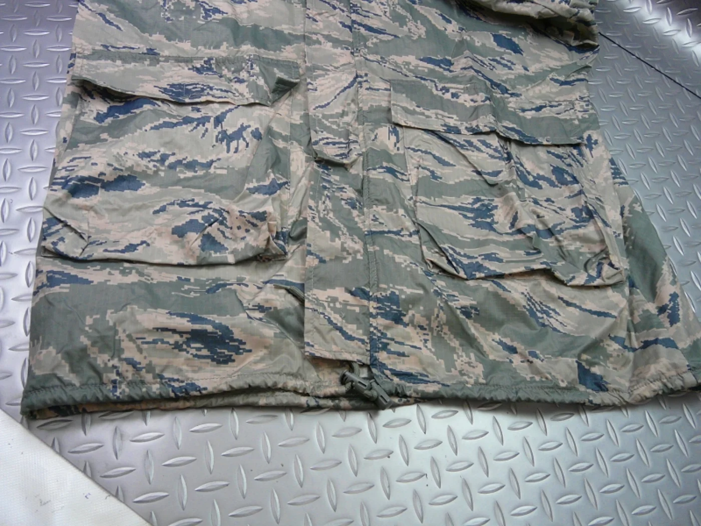 USAF ABU タイガーストライプ レインパーカー 記録写真3