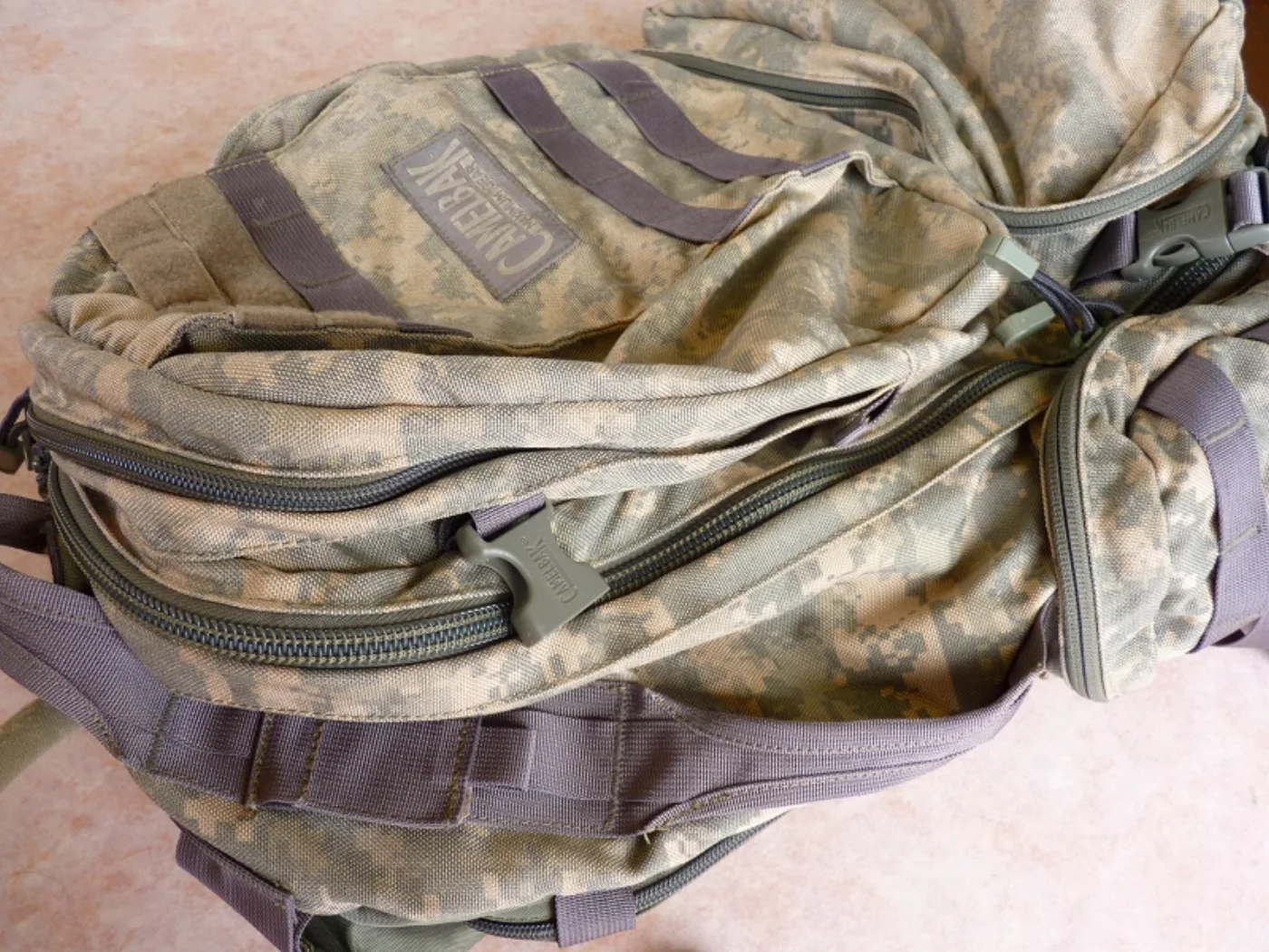 ミリタリーショップ 南国百貨店.COM|沖縄 ACU CAMELBAK リュックサック [Q-841] - ACU CA 記録写真7