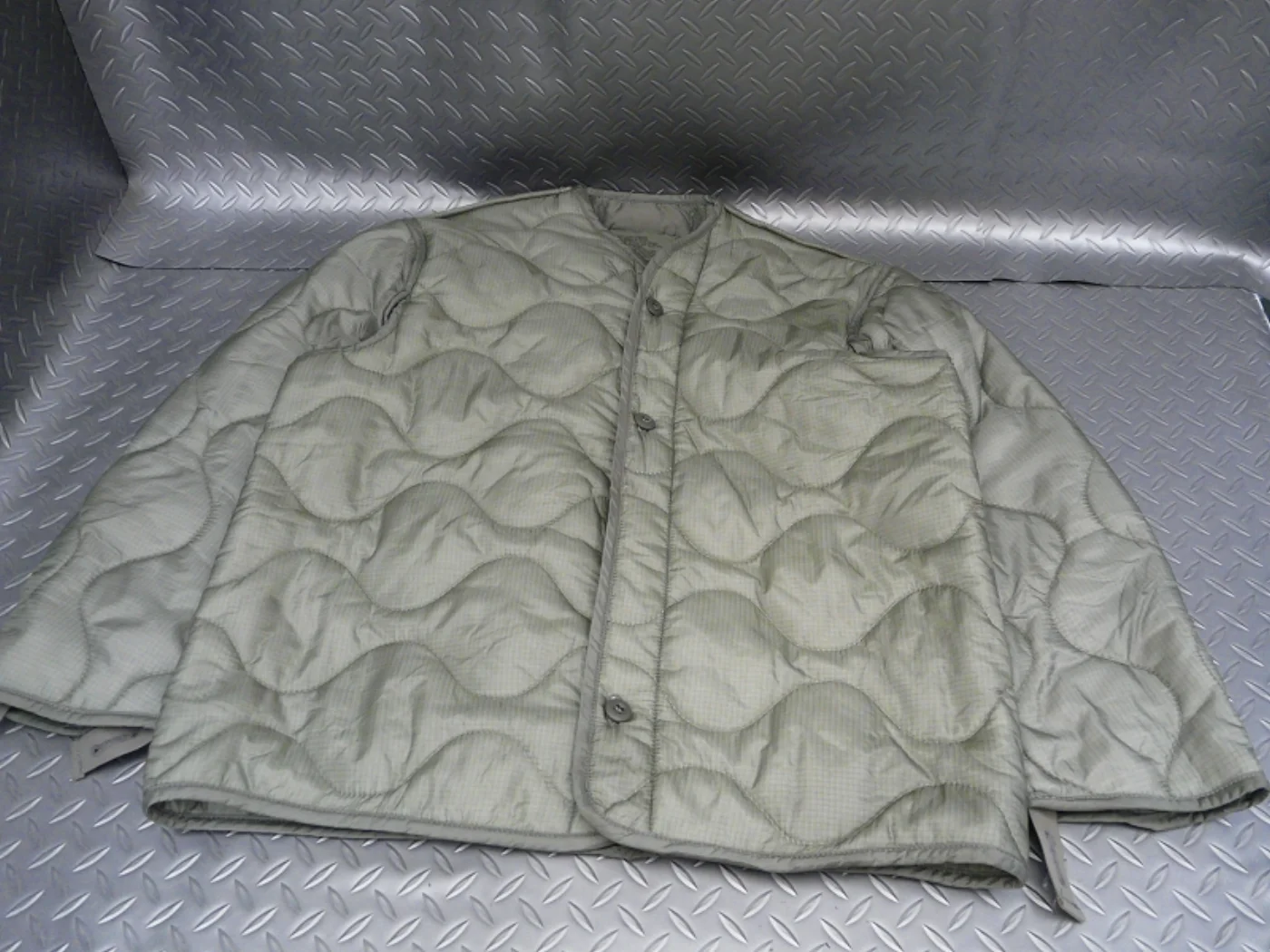 ミリタリーショップ 南国百貨店.COM|沖縄 ACU ポンチョライナー M 新品 [T-181] - ACU ポンチョラ 記録写真2