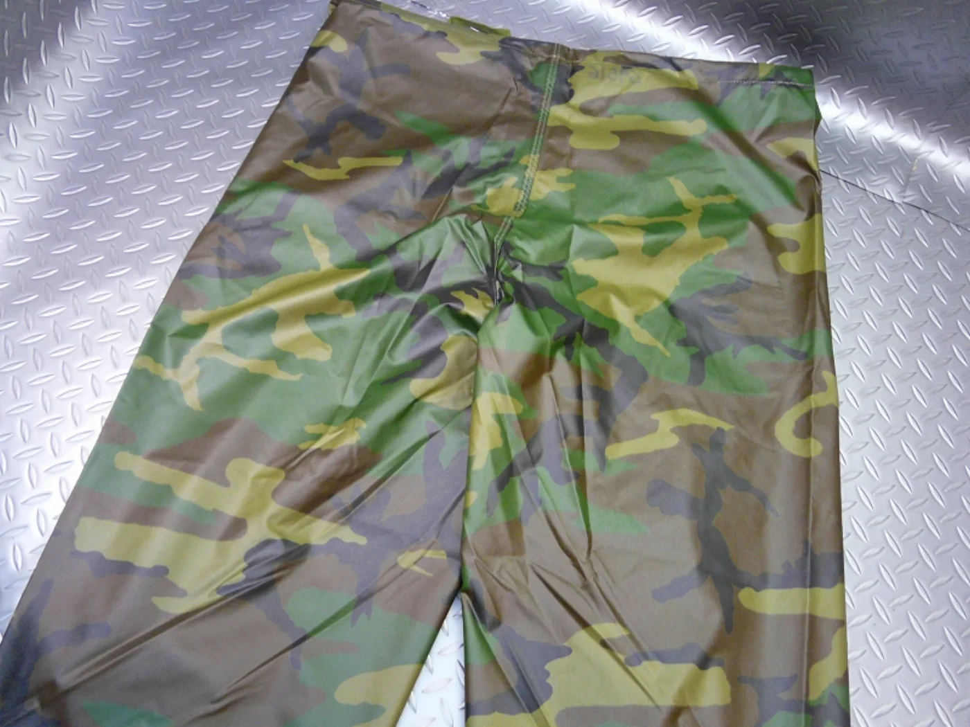 米軍実物 レインパンツ ウッドランド迷彩 Lサイズ 新品 記録写真4
