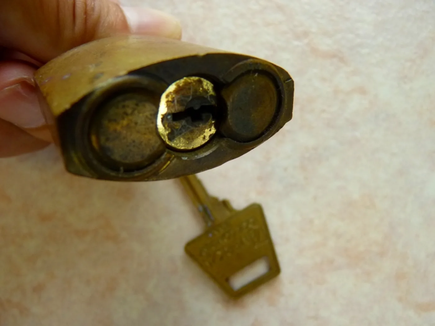 米軍放出品 American Lock Company製 真鍮南京錠 鍵付き 記録写真8