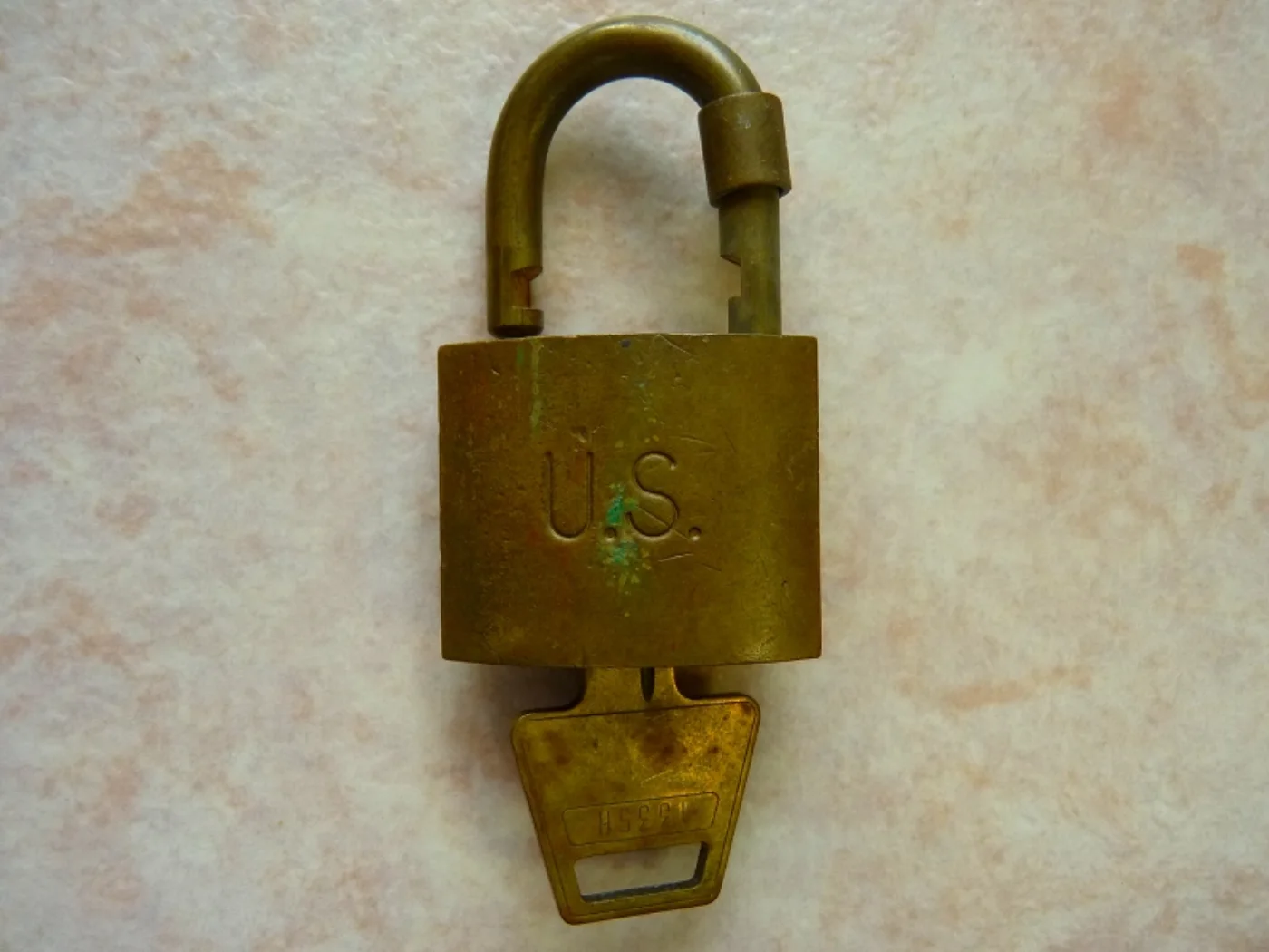 米軍放出品 南京錠まとめ Master・American Lock 各種 鍵付き 記録写真3