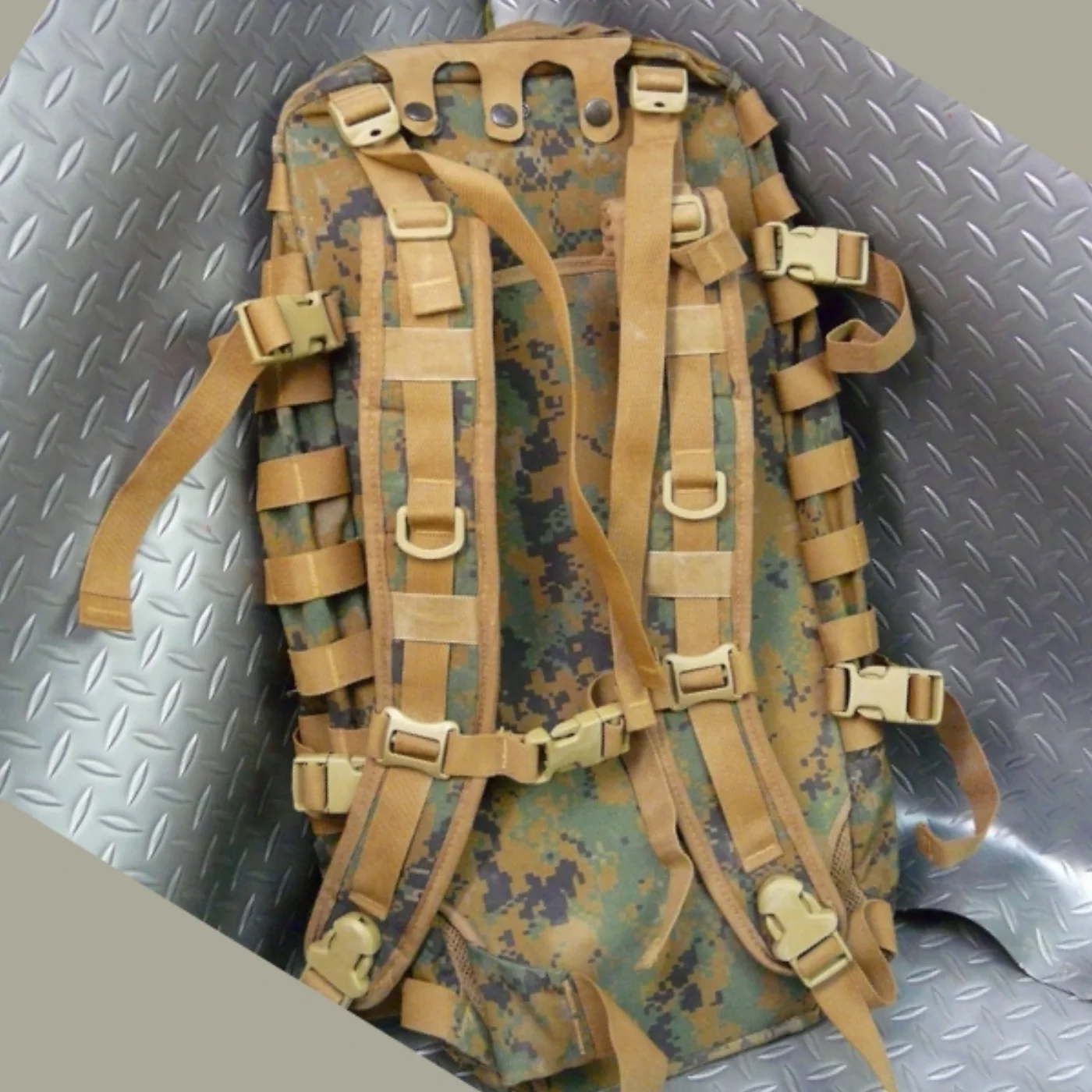 USMC マーパット迷彩 アサルトパック(名前テープ入り) 記録写真3