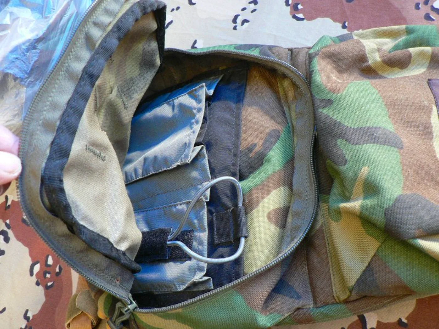 CAMELBAK ウッドランド迷彩 リュックサック(水筒なし) 記録写真6
