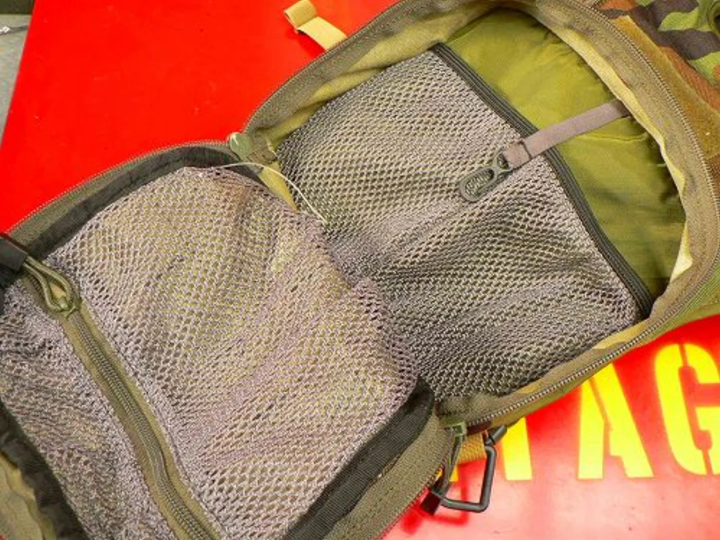 ミリタリーショップ 南国百貨店.COM|沖縄 CAMELBAK 迷彩 中身なし リュックサック [X-146] - CA 記録写真6