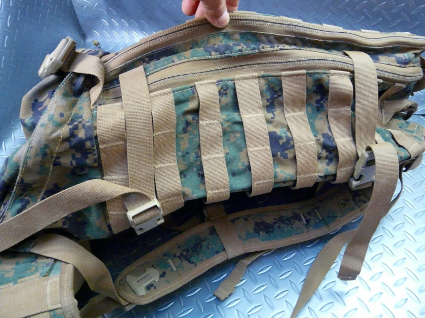 USMC MARPAT アサルトパック メディック仕様 (下段収納付き) 記録写真5