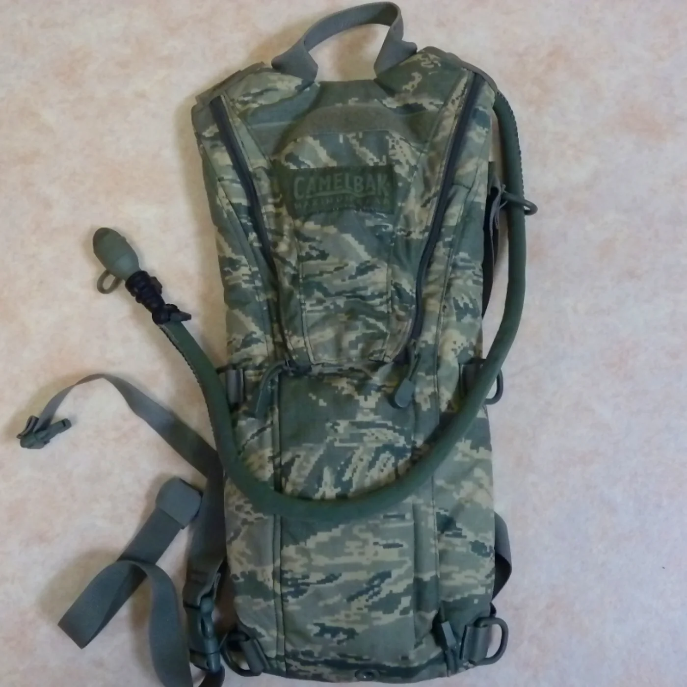 ミリタリーショップ 南国百貨店.COM|沖縄 空軍 エアフォース CAMELBAK [ZZ Q-1079] - 空軍 エ 記録写真3