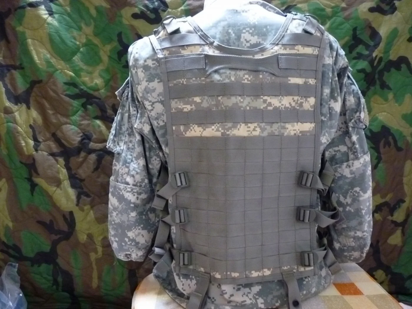 BLACKHAWK! エリートタクティカルベスト ACU迷彩ポーチ付 記録写真7