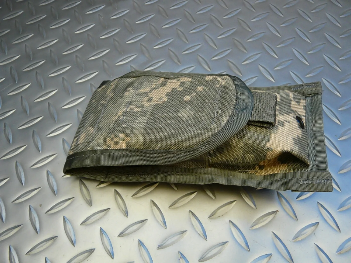 MOLLE II M4 ダブルマグポーチ ACU迷彩 記録写真3