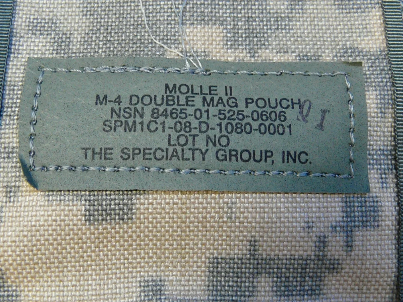 MOLLE II M4 ダブルマグポーチ ACU迷彩 記録写真5