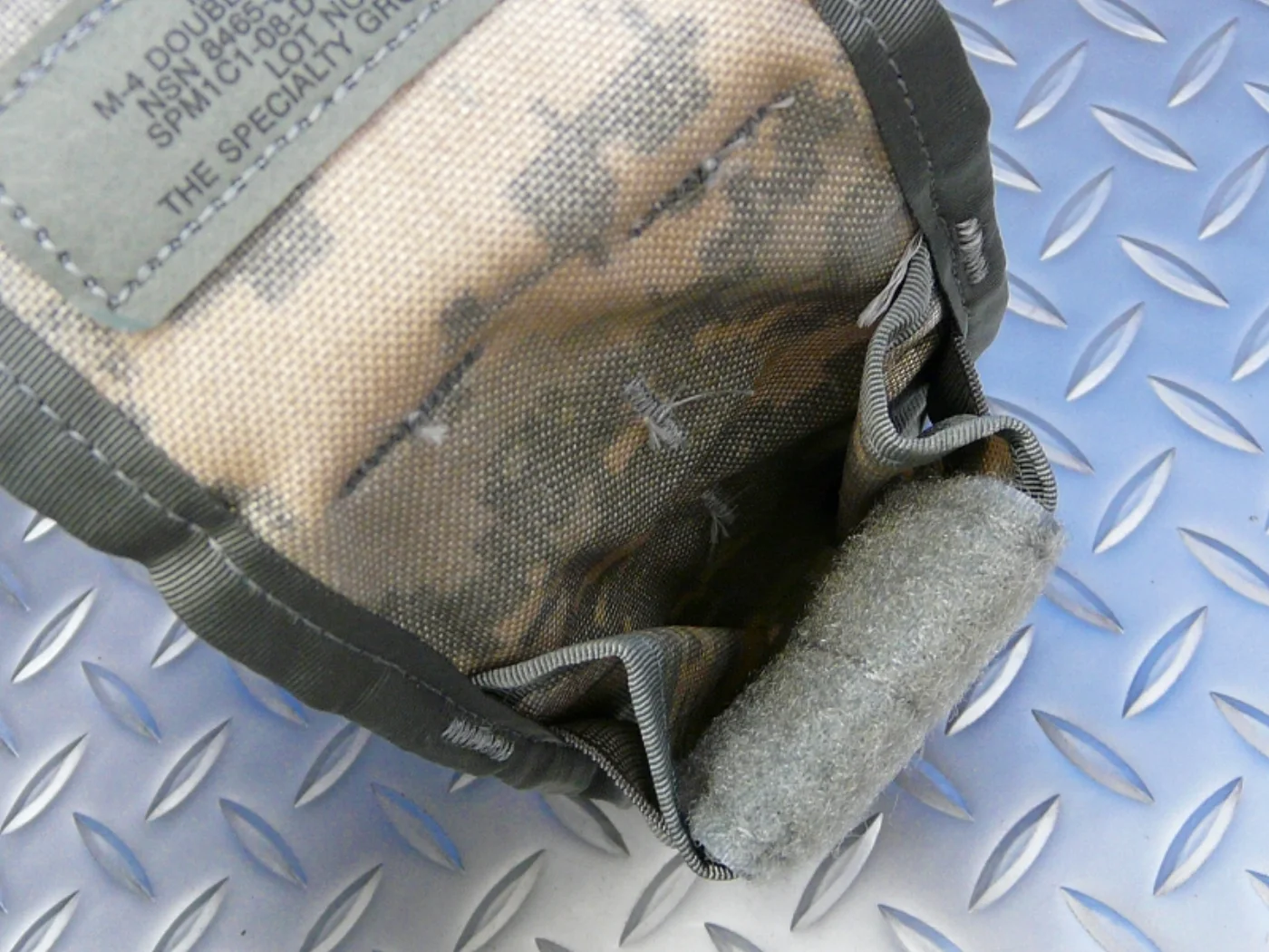 MOLLE II M4 ダブルマグポーチ ACU迷彩 記録写真6