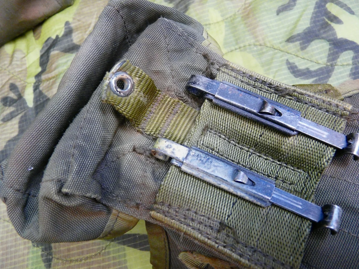 ミリタリーショップ 南国百貨店.COM|沖縄 ３連マガジンポーチ [Z C-1101] - ３連マガジンポーチ 記録写真6
