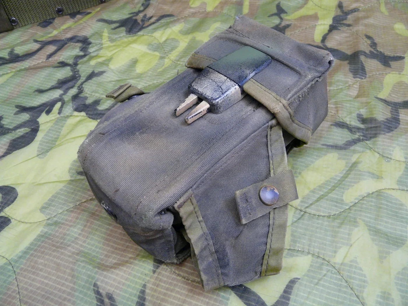 ミリタリーショップ 南国百貨店.COM|沖縄 ３連マガジンポーチ [Z C-1099] - ３連マガジンポーチ 記録写真2