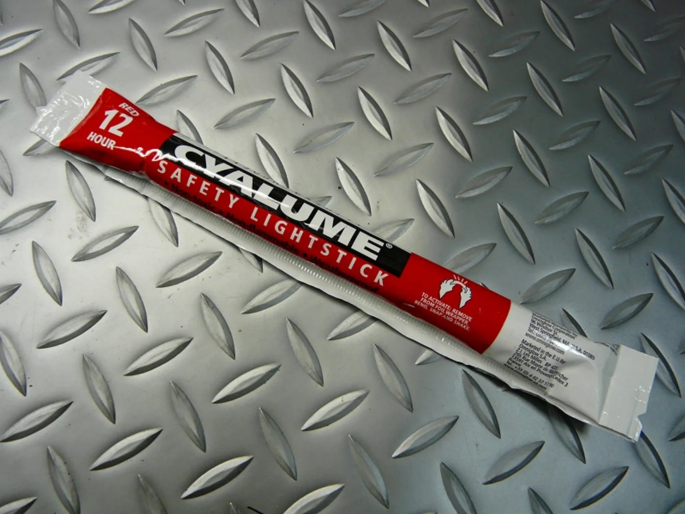 ミリタリーショップ 南国百貨店.COM|沖縄 CYALUME サイリウム 12時間 （赤） [D-1503] - CYA 記録写真3