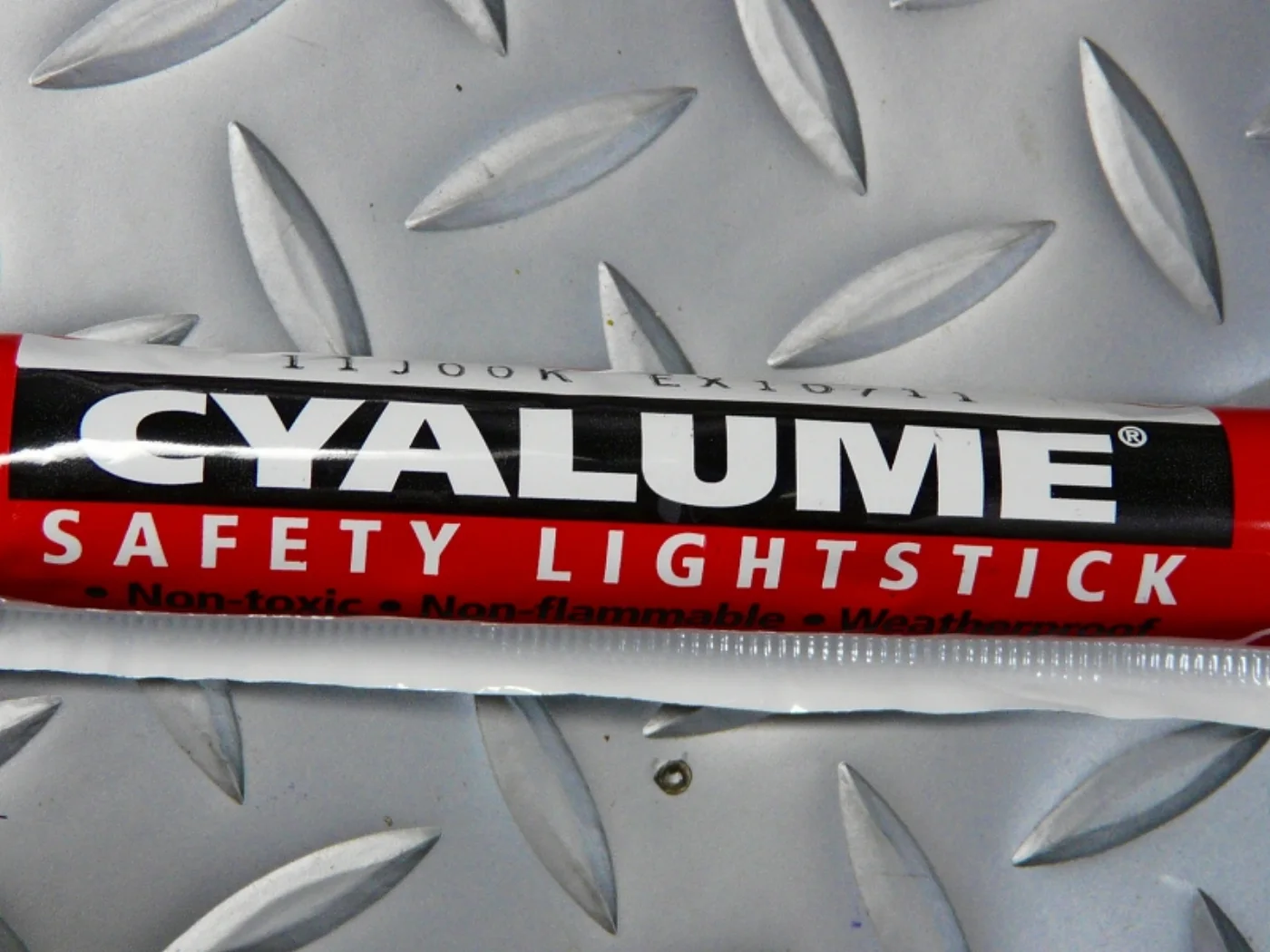 ミリタリーショップ 南国百貨店.COM|沖縄 CYALUME サイリウム 12時間 （赤） [D-1503] - CYA 記録写真5