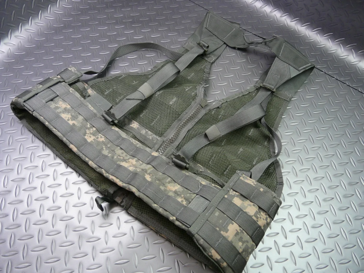ACU MOLLE II ファイティングロードキャリアベスト 新品 記録写真4