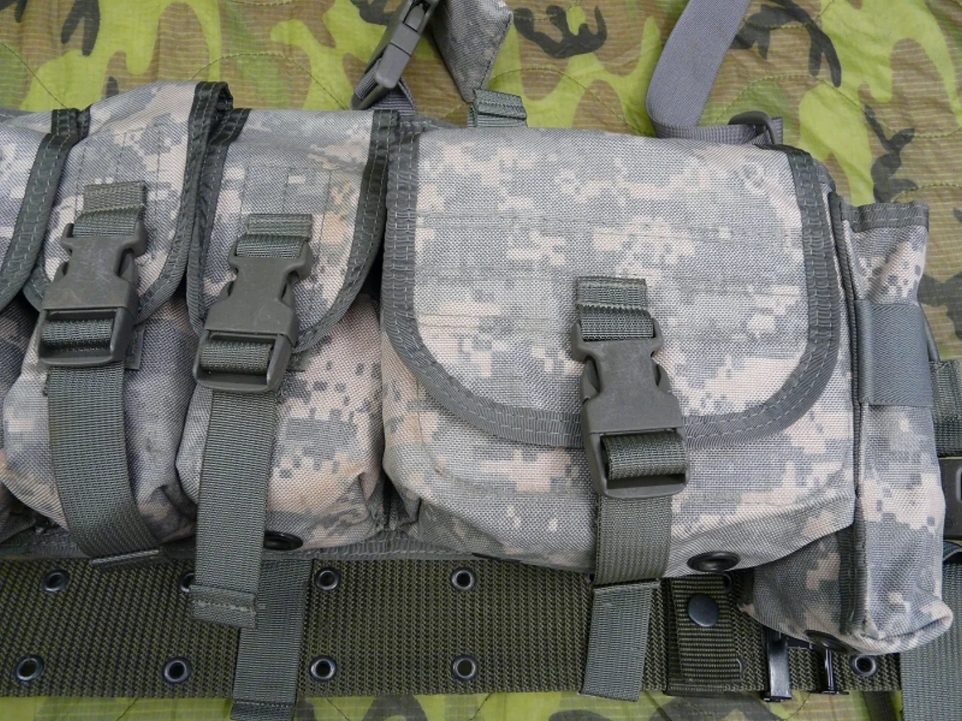 ACU タクティカルアサルトベスト TAG製 米軍実物 記録写真7