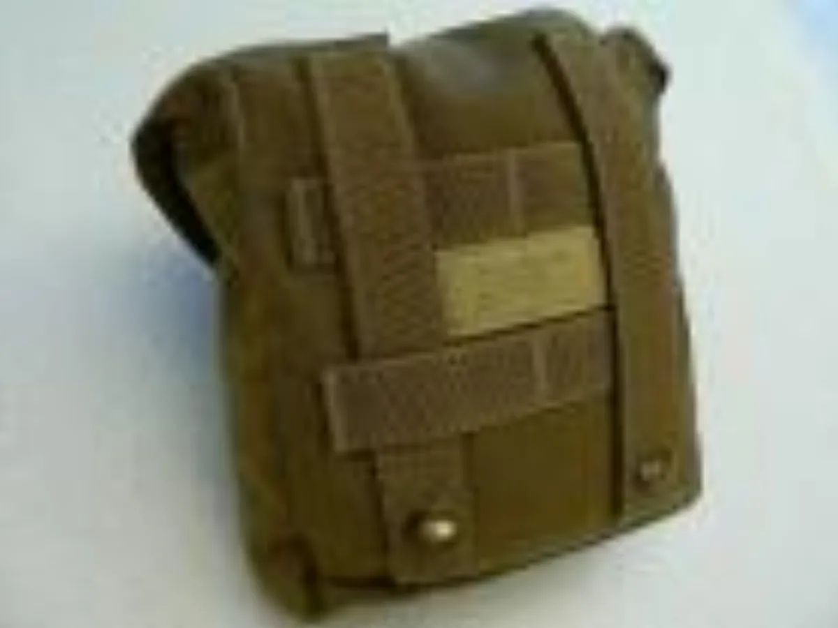 ミリタリーショップ 南国百貨店.COM|沖縄 POUCH FIRST AID KIT USMC コヨーテポーチ １個 [ 記録写真2