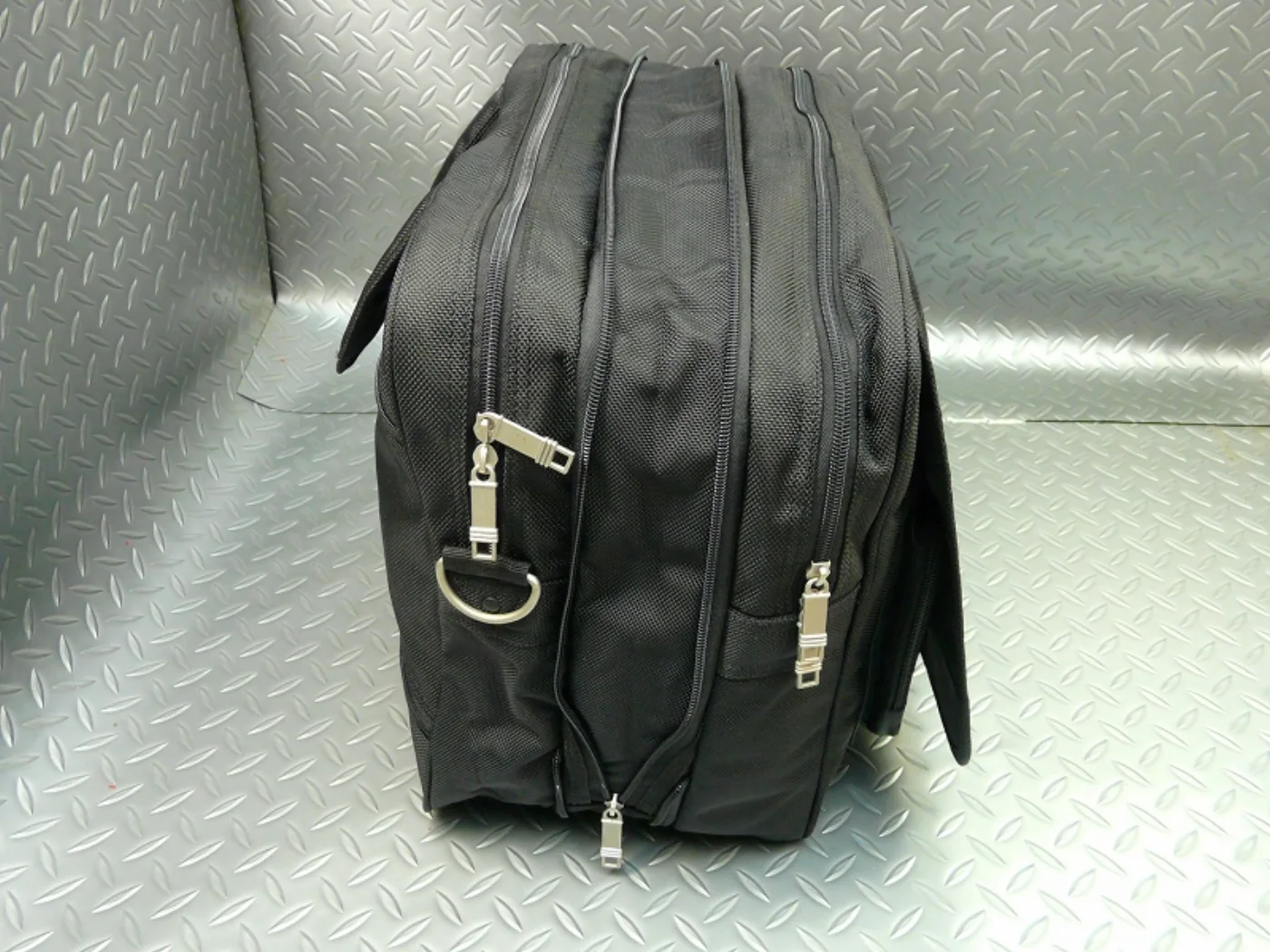 InfoCase 頑丈仕様 ビジネスバッグ 40×33×20cm 記録写真2