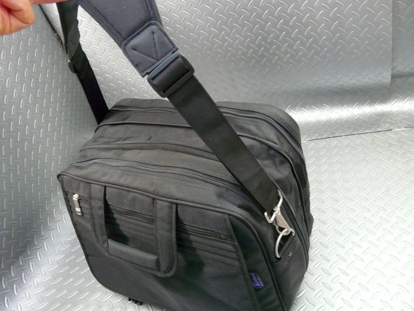 InfoCase 頑丈仕様 ビジネスバッグ 40×33×20cm 記録写真6