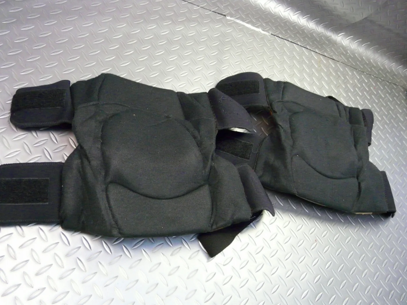 ミリタリーショップ 南国百貨店.COM|沖縄 USMC 迷彩 エルボーパッド（ひじパッド） 【新品】 [C-1286] 記録写真5