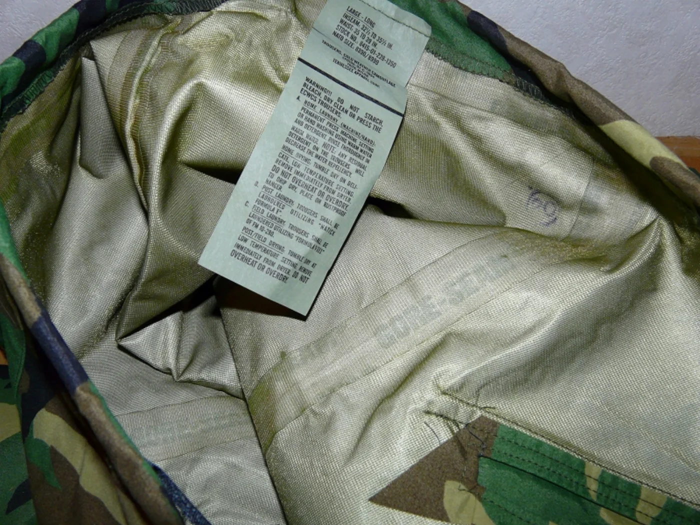 ミリタリーショップ 南国百貨店.COM|沖縄 ゴアテックスパンツ M-R 中古 [ZZZ Q-605-USED] - ゴ 記録写真5