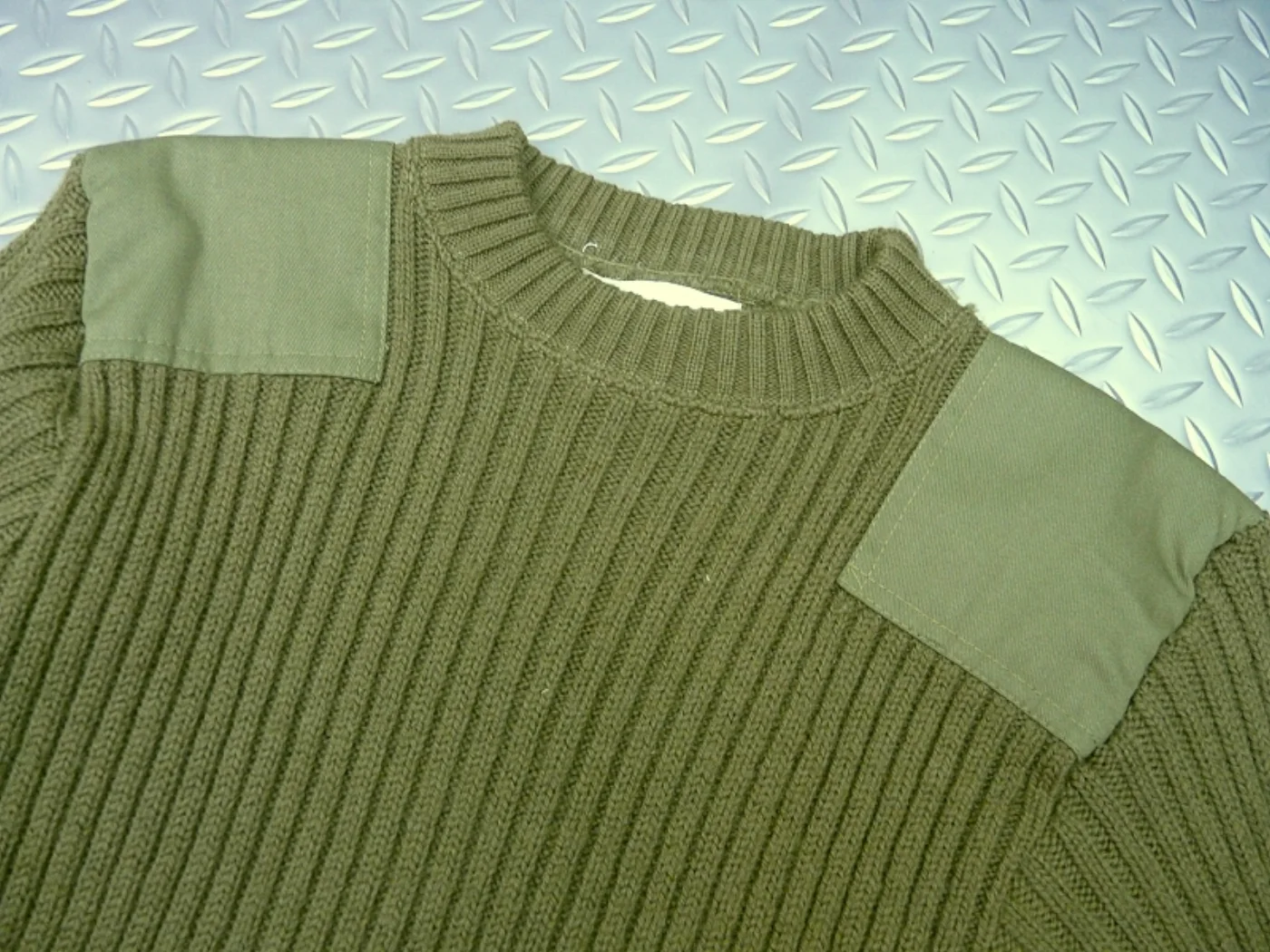 ミリタリーショップ 南国百貨店.COM|沖縄 100% WOOL セーター ARMY 36 [H-377] - 100% 記録写真5